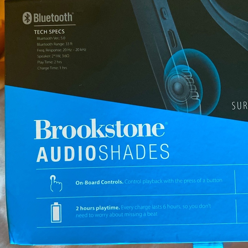 BROOKSTONE Audio Shades Sunglasses with Built-in Speakers New in Box - Picture 6 of 8